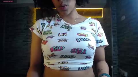 violeth_b online show from 10/09/25, 01:31