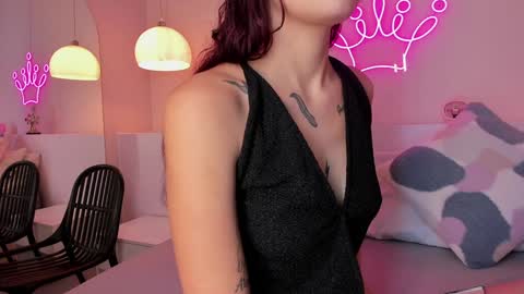 Violeth Hill online show from 01/07/25, 08:31