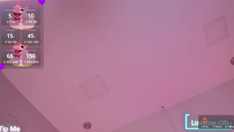 Snapshot of violeth_hill chatting on 11/23/25, 07:57 Violeth Hill online show from 11/23/25, 07:57