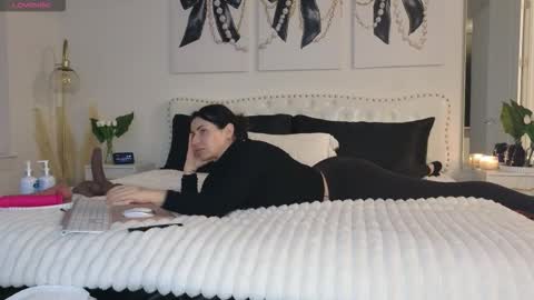 Snapshot of violetik888 chatting on 02/07/26, 01:20 VioletBaby online show from 02/07/26, 01:20
