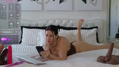 Snapshot of violetik888 chatting on 02/11/26, 07:19 VioletBaby online show from 02/11/26, 07:19