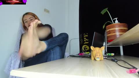 Snapshot of violetparkker chatting on 03/04/26, 02:06 violetparkker online show from 03/04/26, 02:06