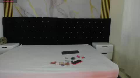 Snapshot of violetrose_as chatting on 03/14/26, 08:47 Violet Rose online show from 03/14/26, 08:47