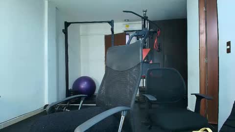 Snapshot of violetroussee chatting on 10/10/25, 12:09 violetroussee online show from 10/10/25, 12:09