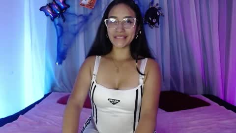 violetsweet_cs online show from 10/14/25, 10:21