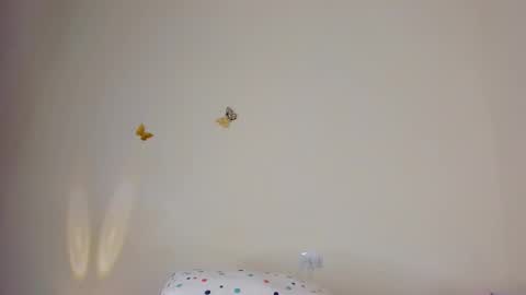 violett_24_ online show from 10/26/25, 11:42