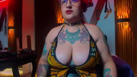 violett_8 online show from 07/24/26, 04:10
