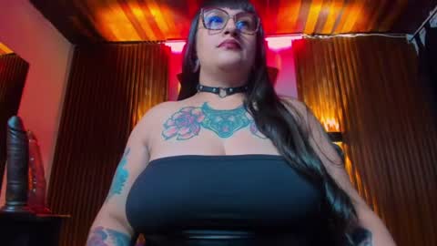 violett_8 online show from 07/26/26, 12:08