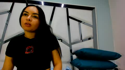 violett_bliss online show from 07/08/26, 03:11