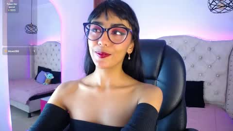 Violet online show from 05/26/26, 11:06