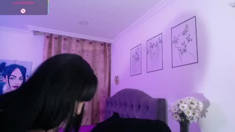 violett  Independent model online show from 02/16/25, 11:05