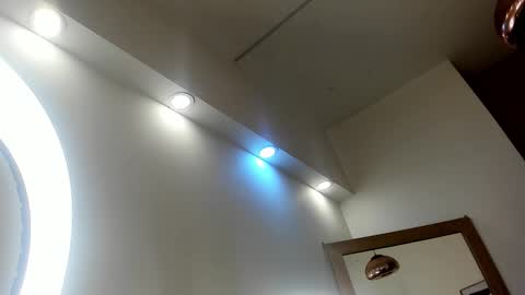 Snapshot of violetta_90_ chatting on 10/10/25, 10:14 Violeta  online show from 10/10/25, 10:14
