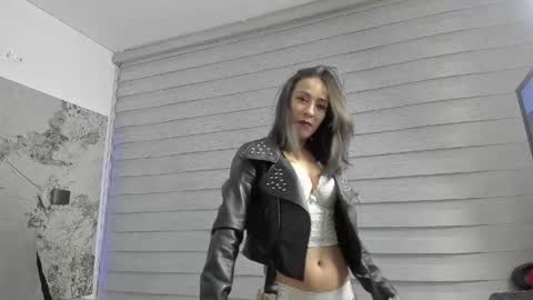 Snapshot of violetta__evans chatting on 06/05/26, 03:13 Violetta online show from 06/05/26, 03:13