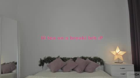 violetta_finch online show from 12/06/24, 11:33