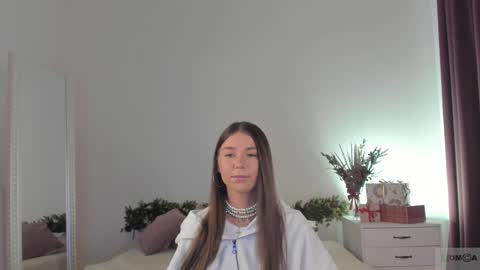 violetta_finch online show from 12/15/24, 08:30