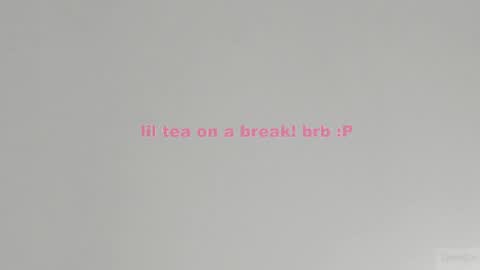 violetta_finch online show from 12/25/24, 11:33