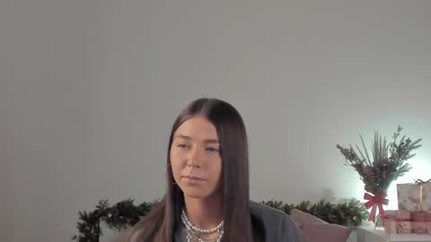 violetta_finch online show from 12/27/24, 08:24