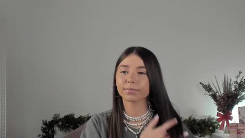 violetta_finch online show from 01/05/25, 08:22