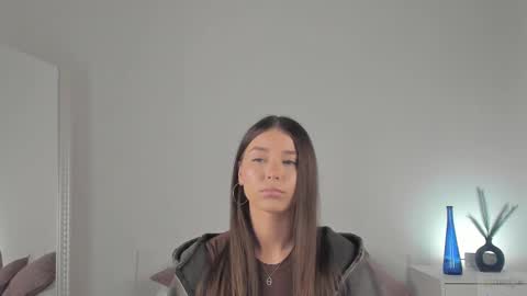 violetta_finch online show from 02/13/25, 08:27