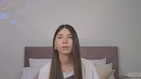 violetta_finch online show from 03/05/25, 12:44