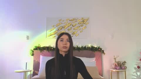 Snapshot of violetta_finch chatting on 01/11/26, 10:31 violetta_finch online show from 01/11/26, 10:31