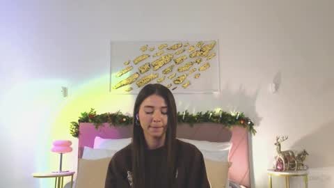 Snapshot of violetta_finch chatting on 01/18/26, 10:30 violetta_finch online show from 01/18/26, 10:30