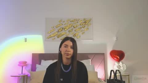 Snapshot of violetta_finch chatting on 02/17/26, 10:12 violetta_finch online show from 02/17/26, 10:12