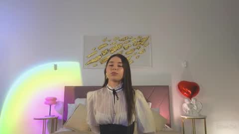 Snapshot of violetta_finch chatting on 02/20/26, 12:27 violetta_finch online show from 02/20/26, 12:27
