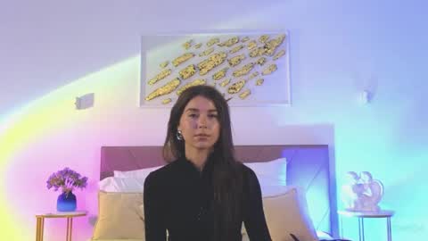 violetta_finch online show from 05/20/26, 10:21