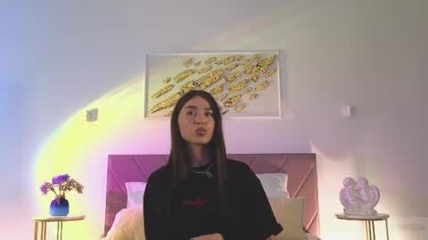 violetta_finch online show from 06/11/26, 10:57