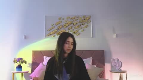 violetta_finch online show from 07/15/26, 01:16