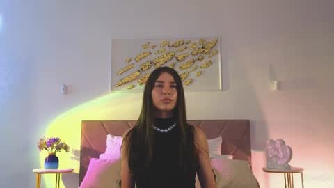 violetta_finch online show from 07/18/26, 10:08