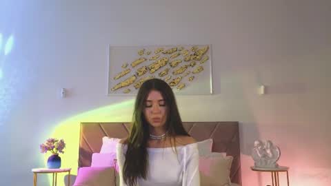 violetta_finch online show from 07/28/26, 11:05