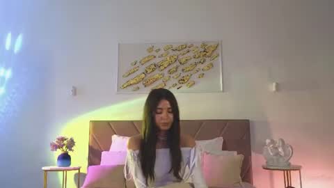 violetta_finch online show from 07/28/26, 02:13