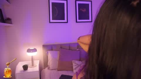 Violetta nur online show from 06/20/26, 09:50
