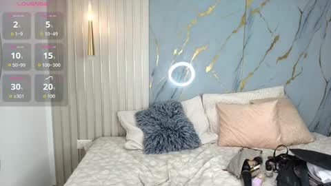 violetta_ross online show from 09/19/25, 11:44