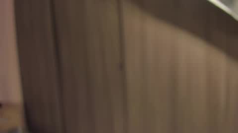 violetta independent model online show from 10/18/25, 04:59