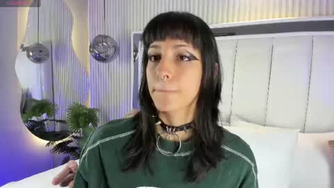 violettacolinss online show from 06/09/26, 11:33