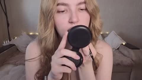 ViolettaOtis online show from 06/18/26, 03:38