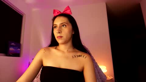 Violetta....Follow me in Twitter... online show from 10/14/25, 04:57