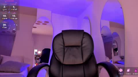 Violett Castel online show from 12/15/24, 02:08