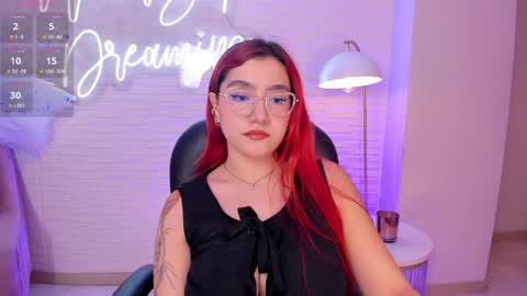 Violett Castel online show from 12/23/24, 08:14