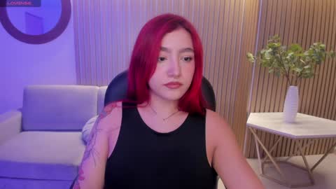 Violett Castel online show from 01/11/25, 07:27