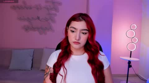 Violett Castel online show from 10/07/25, 07:11