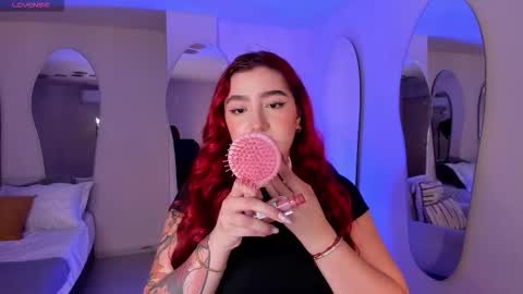 Violett Castel online show from 10/24/25, 06:59