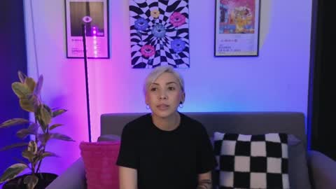 Violet online show from 05/19/26, 01:11