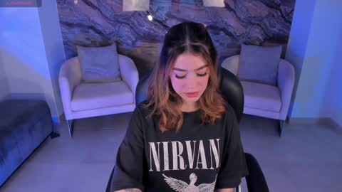Violett  online show from 12/29/24, 05:33