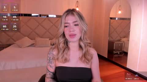 Violett  online show from 11/18/25, 06:34