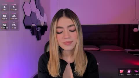 Snapshot of violetthansson chatting on 02/06/26, 06:44 Violett online show from 02/06/26, 06:44