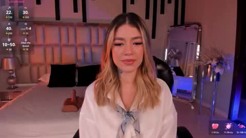 Snapshot of violetthansson chatting on 02/19/26, 06:48 Violett online show from 02/19/26, 06:48